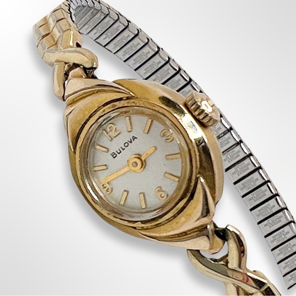 Vintage 1960's Bulova M8 10K Gold R.G.B. Bezel, Teardrop shape, Working!